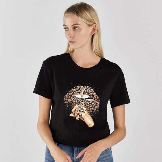 Leopard Lips Print Women's T-Shirt: Hipster Summer Tee showcased on a model highlighting the unique leopard lips design and eye-catching hand gesture.
