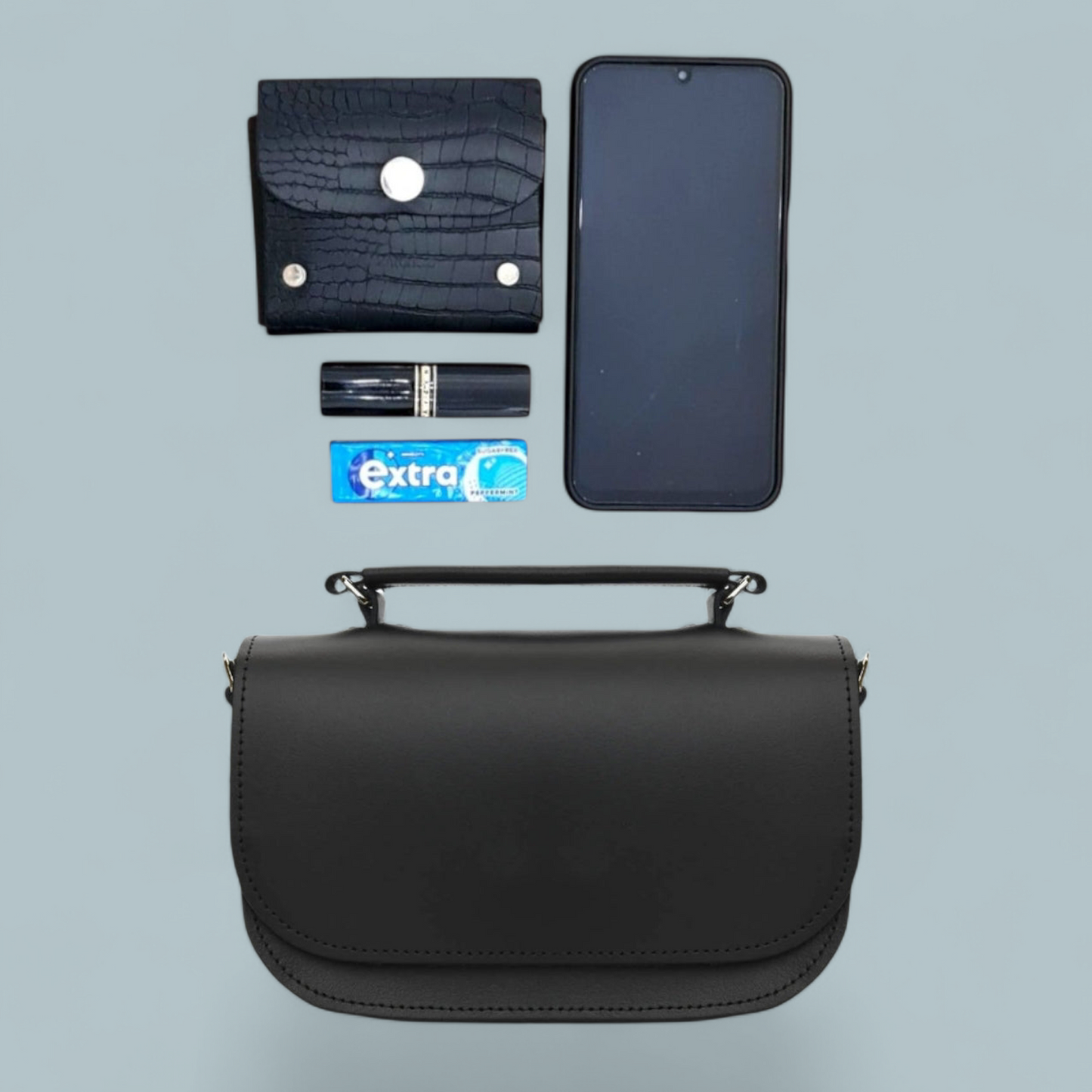 Close-up of Aura Handbag’s exquisite leather texture and premium craftsmanship by Zatchels, embodying luxury and sophistication.