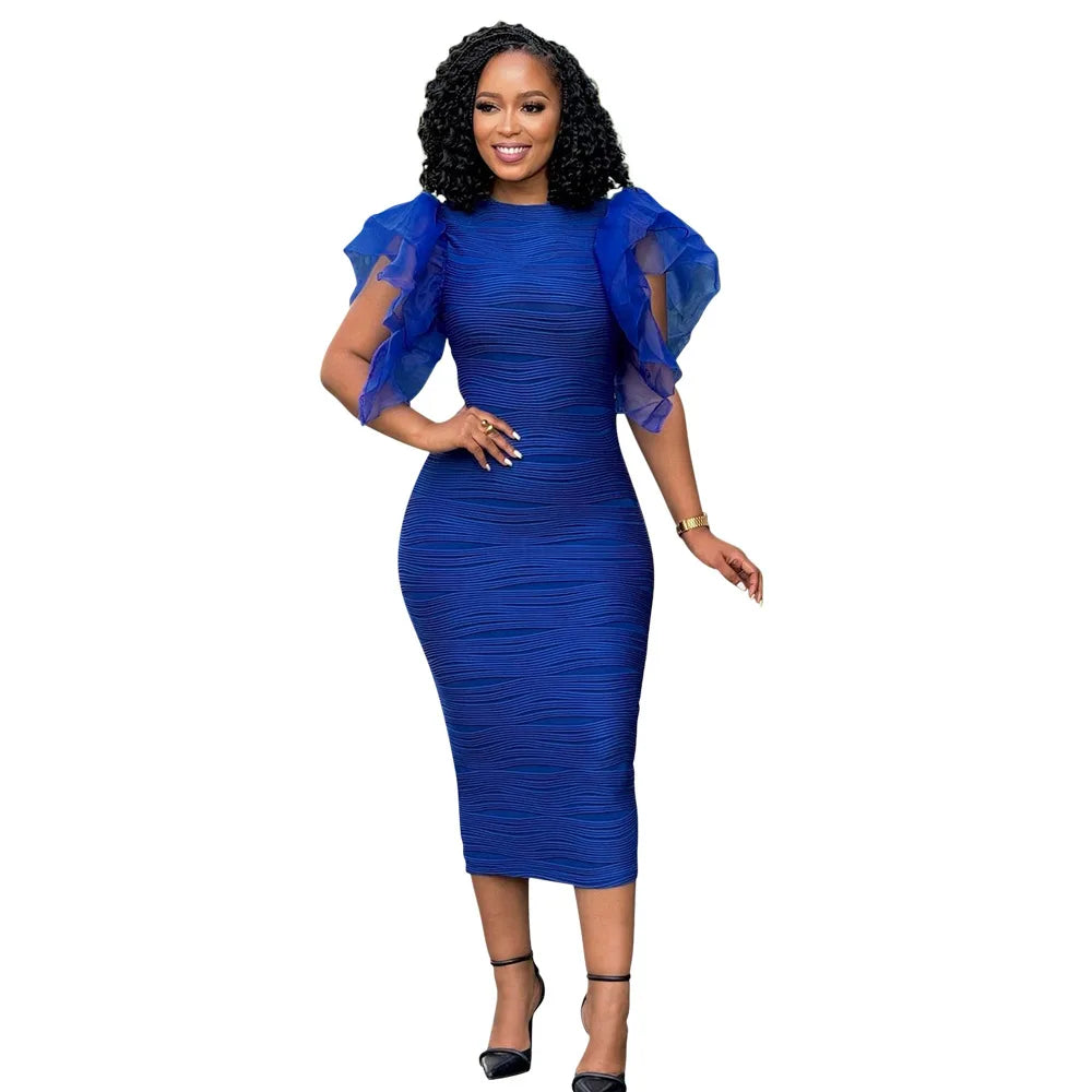 Chic profile of the empire waistline and solid pattern on CM.YAYA evening dress, embodying high street fashion elegance.