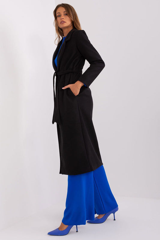 Close-up of Och Bella long transitional coat in polyester, featuring luxurious button closure and stylish slip pockets for practicality.