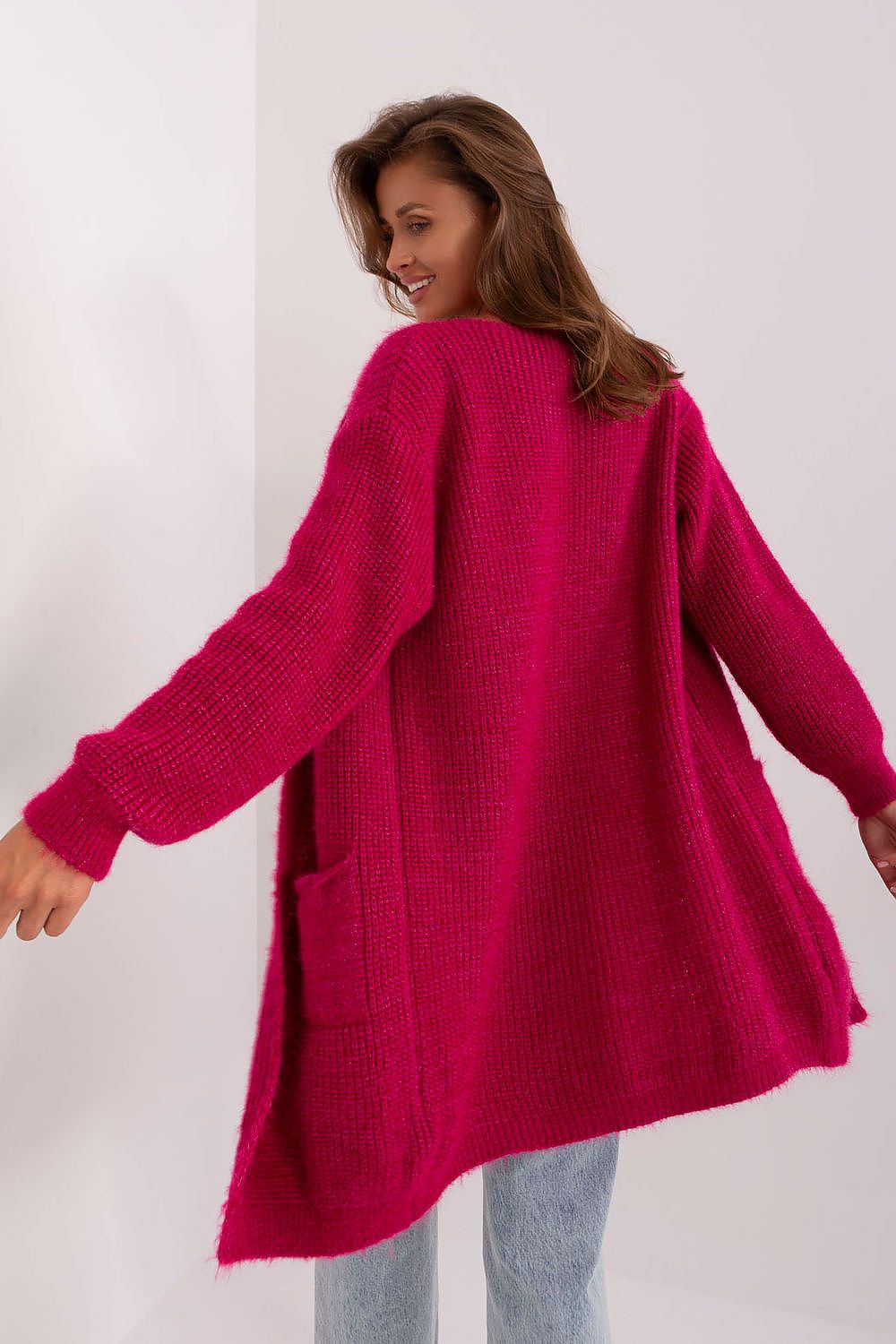 Italy Moda's warm and stylish cardigan, perfect for layering in cooler weather, combining elegance and functionality.