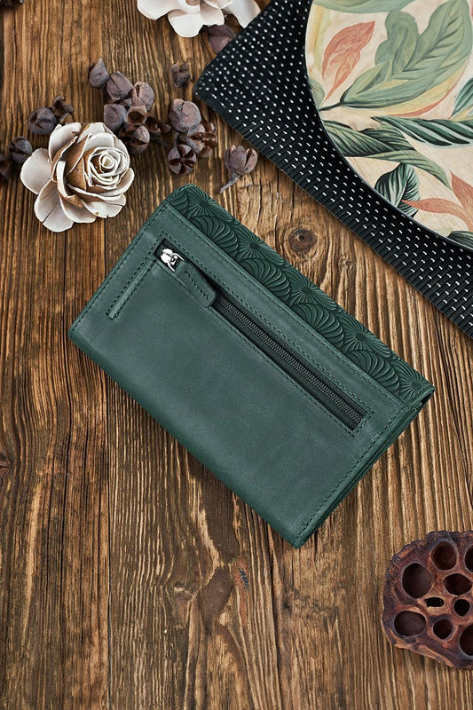 Interior view of the Galanter IN57 women's leather wallet showcasing multiple compartments, eight card slots, and a secure coin pocket with clasp closure.