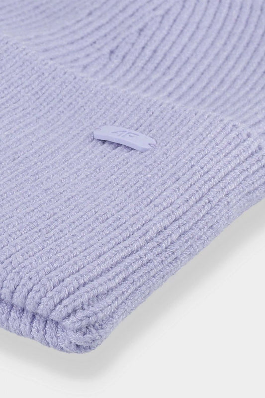Elegant 4F winter beanie showcasing a fashionable single-layer style, ideal for cold weather protection with a premium 50% viscose composition.