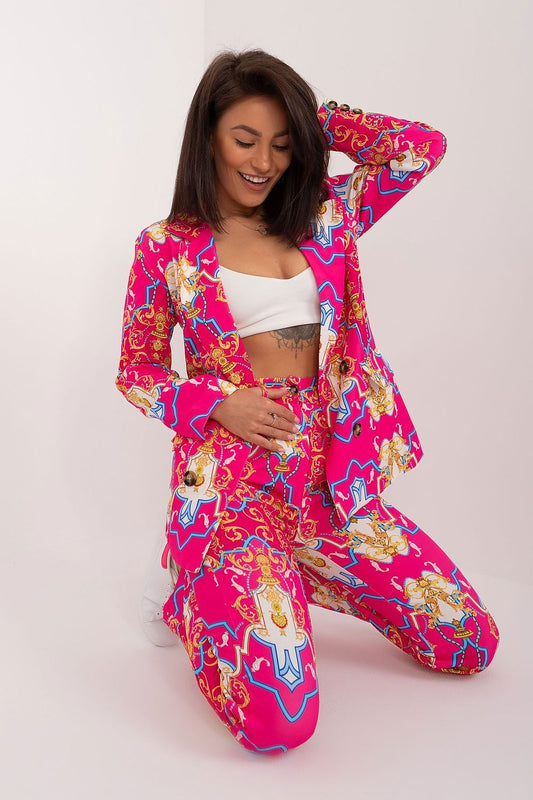 Italy Moda's luxurious women's suit set with unique print, showcasing the high-quality material and tailored fit of long sleeves and straight leg trousers.