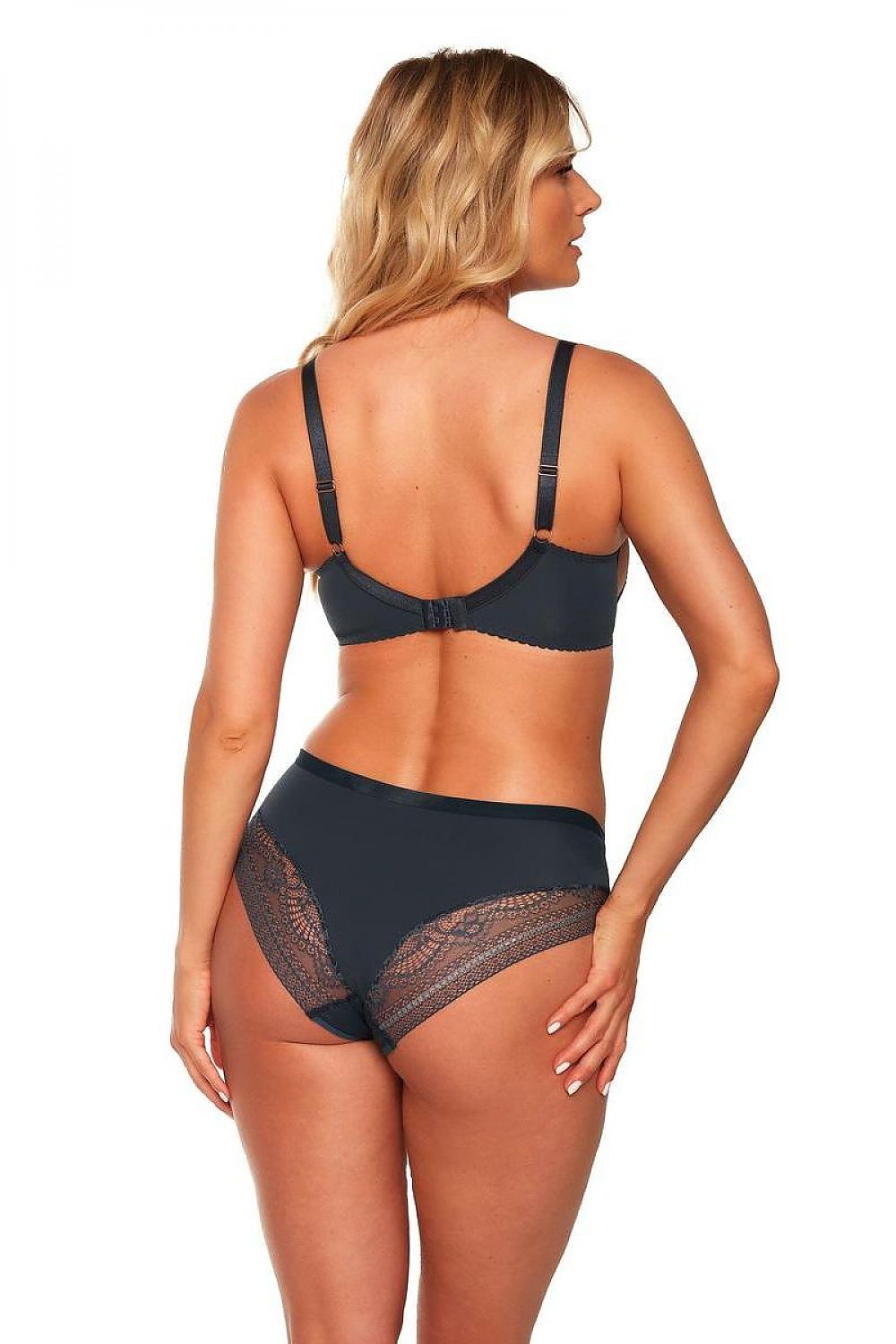 Luxurious women's bra from Gaia, showcasing a soft lace design and elegant adjustable straps, perfect for comfort and full support.