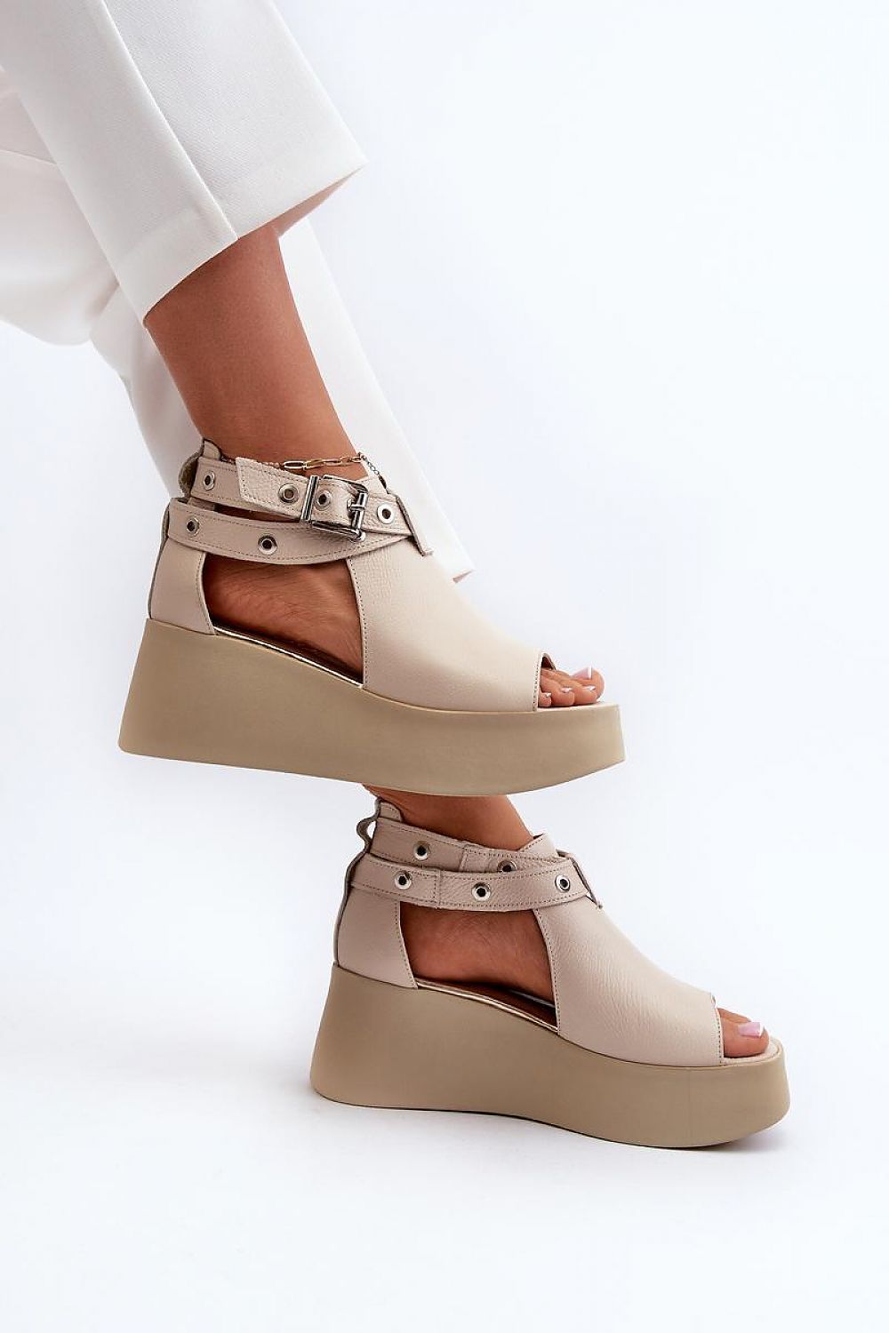 Luxury natural leather women's sandals by Step in Style, featuring a 7.5 cm heel and 4 cm platform, perfect for stylish comfort and summer outings.