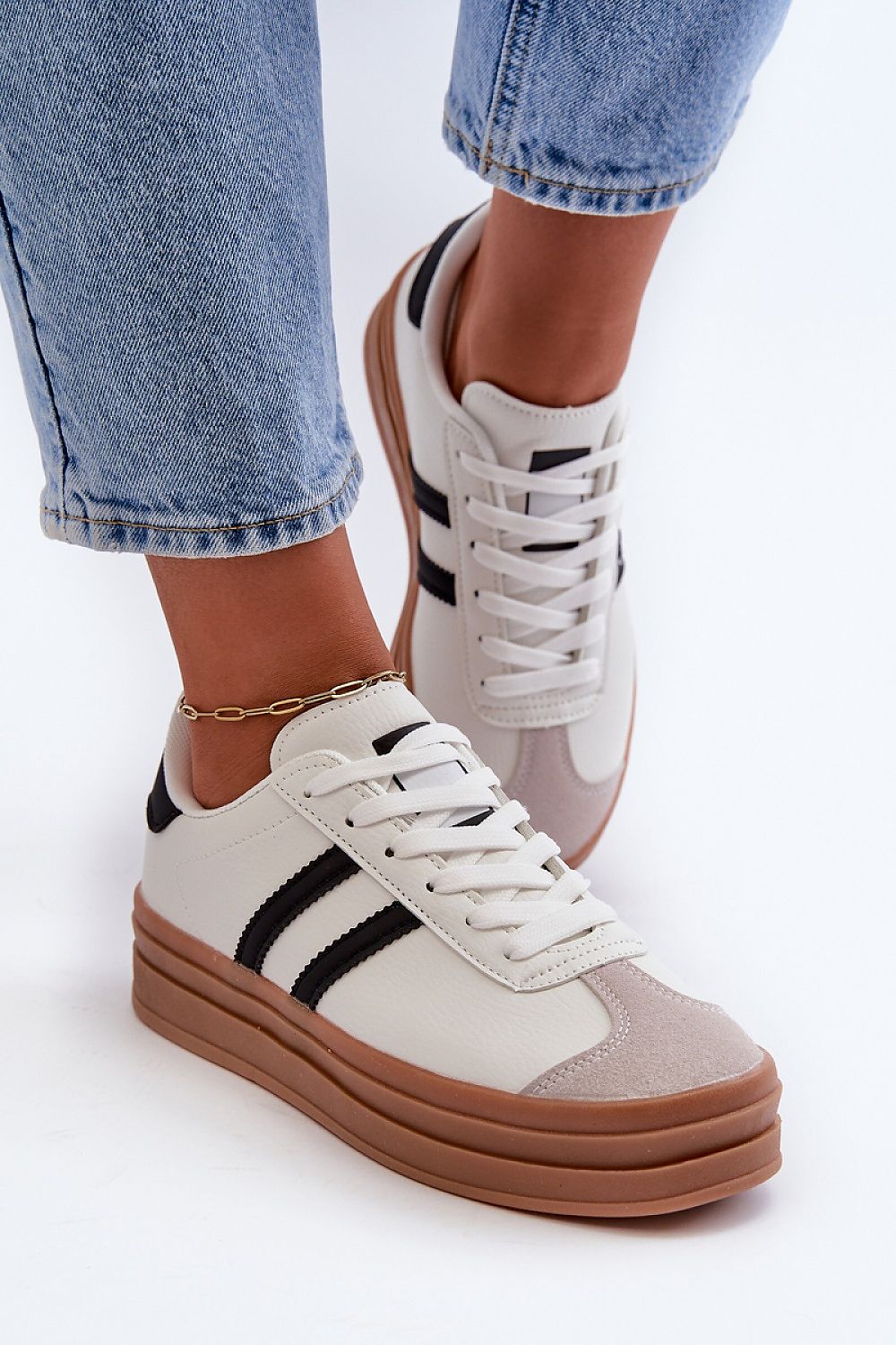 Luxurious women's platform sneakers by Step in Style, featuring a removable foam insole, elegant design, and a 3.5 cm platform height, perfect for stylish comfort.