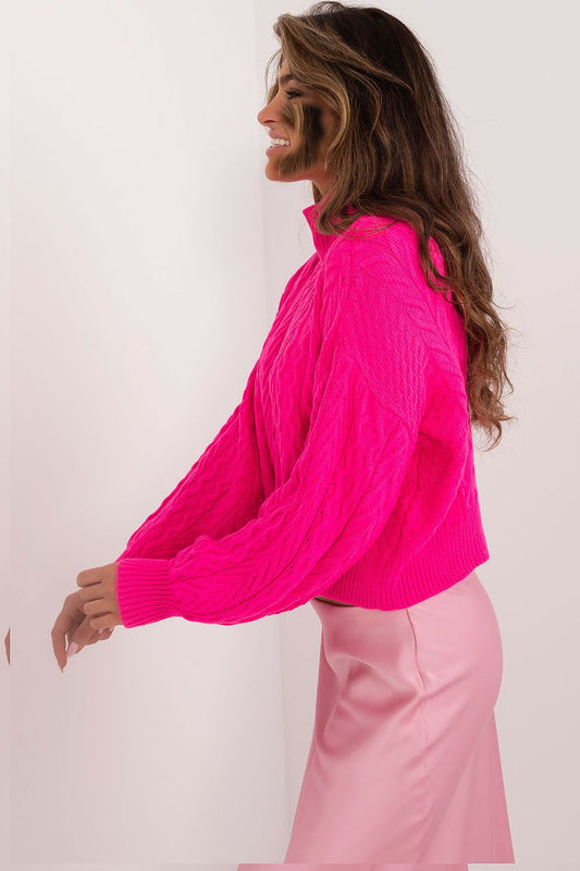 Casual long-sleeve turtleneck sweater from Badu, showcasing elegant textures and perfect for stylish everyday wear.