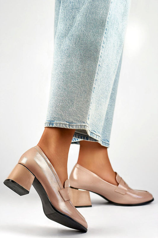 Close-up of PRIMO's chic beige patent leather block heel pumps showcasing the luxurious finish and comfortable natural leather insole.