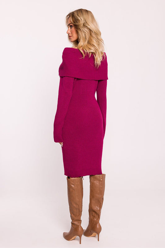 Elegant long-sleeved ribbed sweater dress by Moe, featuring a high collar in a luxurious fabric, perfect for cold days.
