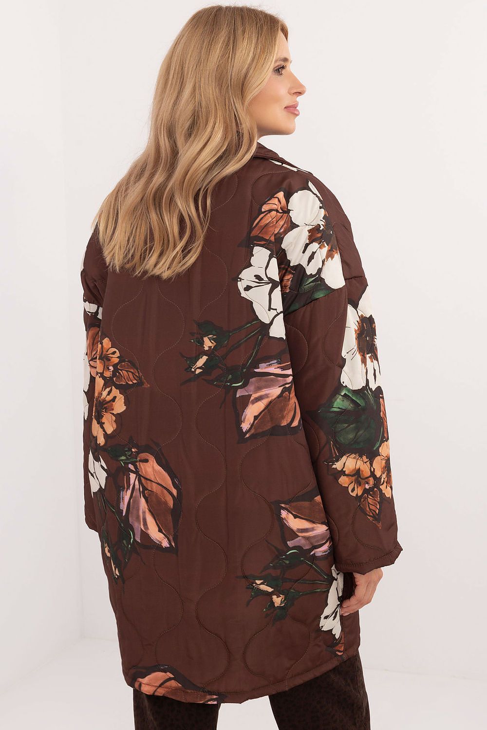 Elegant women's floral print transitional jacket by Italy Moda, pre-knee length, designed for autumn-winter with chic lined lapels and classic button closure, perfect for stylish layering.