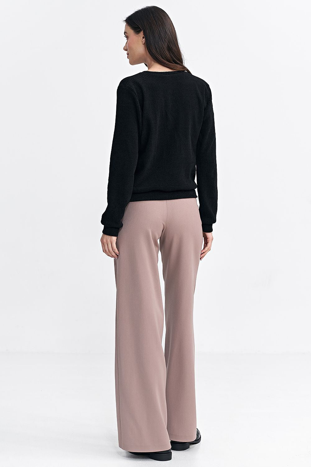 Luxury Nife blouse for women, featuring a ribbed knit fabric, round neckline, and long sleeves, available in sizes EU 36-42.