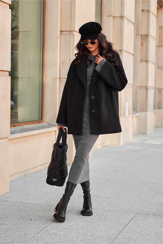 Stylish Roco Fashion Camila Jacket with functional pockets, featuring a flattering cut and luxurious material for a chic look.