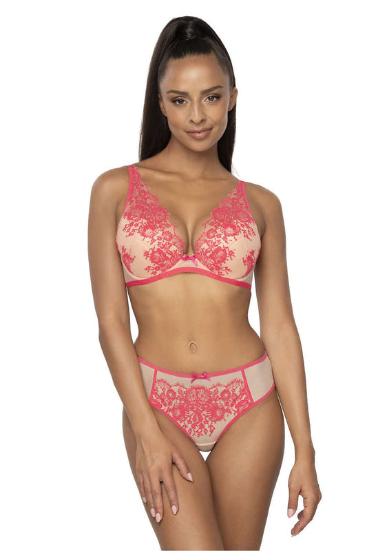 Sensual beige-pink Frances push-up bra by Mat, designed with intricate lace for a luxurious look and exceptional fit.