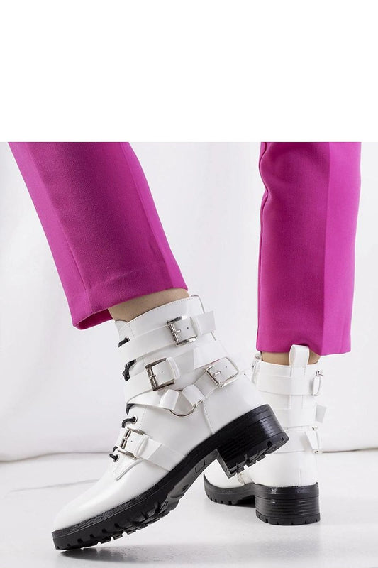 Donsa Model White Ankle Boots for Women by Solea, showcasing exquisite eco-leather design, light insulation, and a sophisticated 4 cm heel, ideal for autumn fashion.