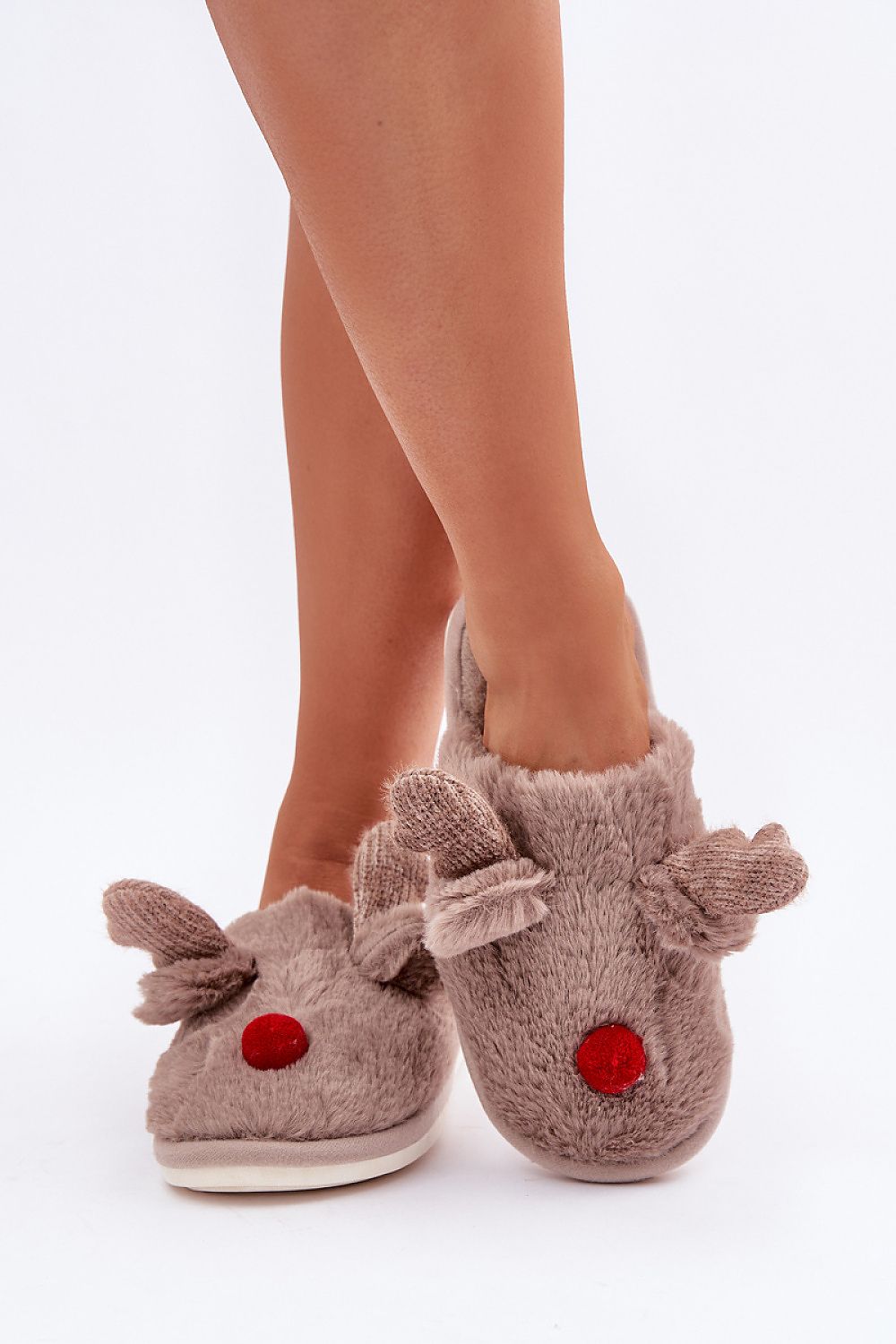 Step in style Luxurious Fur Lined Reindeer Motif Slippers, designed for EU Sizes 36-41, combining style and warmth for holiday comfort.