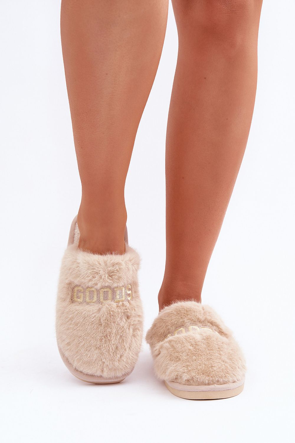 Luxurious Women's Fur Slippers by Step in Style, offering stylish comfort for EU sizes 36-41 and US sizes 5.5-10.5, designed for exceptional warmth and modern elegance.