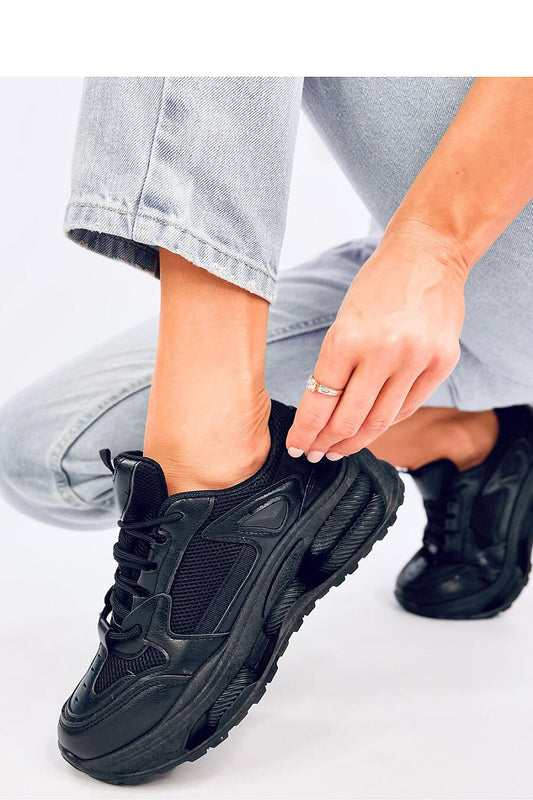 Elegant Laced Sneakers from Inello, sophisticated women's sports shoes with a modern thick sole design, available in sizes EU 36-41, US 5.5-10.5.