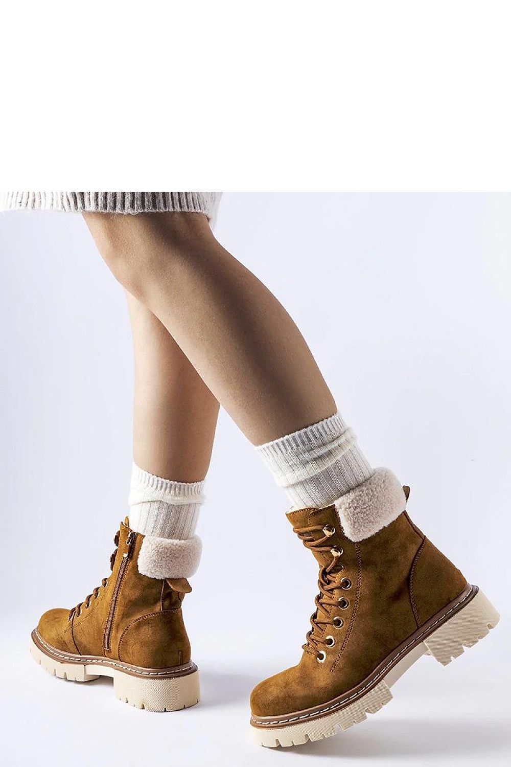 Solea women's winter trapper shoes Bassano in brown, featuring round toe design for comfort, ideal for versatile winter fashion.