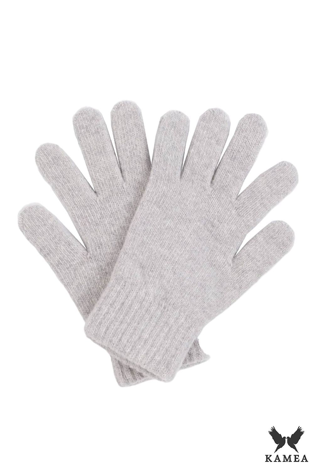 Elegant Kamea lime wool winter gloves for women, featuring a snug fit with a wide cuff to ensure comfort and protection against the cold.