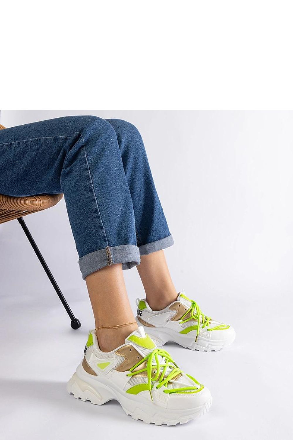 Solea Black and White Sports Sneakers - Elegant and Durable Athletic Footwear for Stylish Comfort, Available in EU Sizes 36-41.