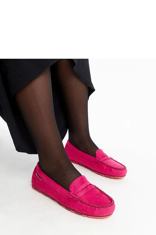 Close-up of Solea dark pink suede loafers Nafisah, highlighting the high-quality eco suede material and stylish design, perfect for chic everyday wear.