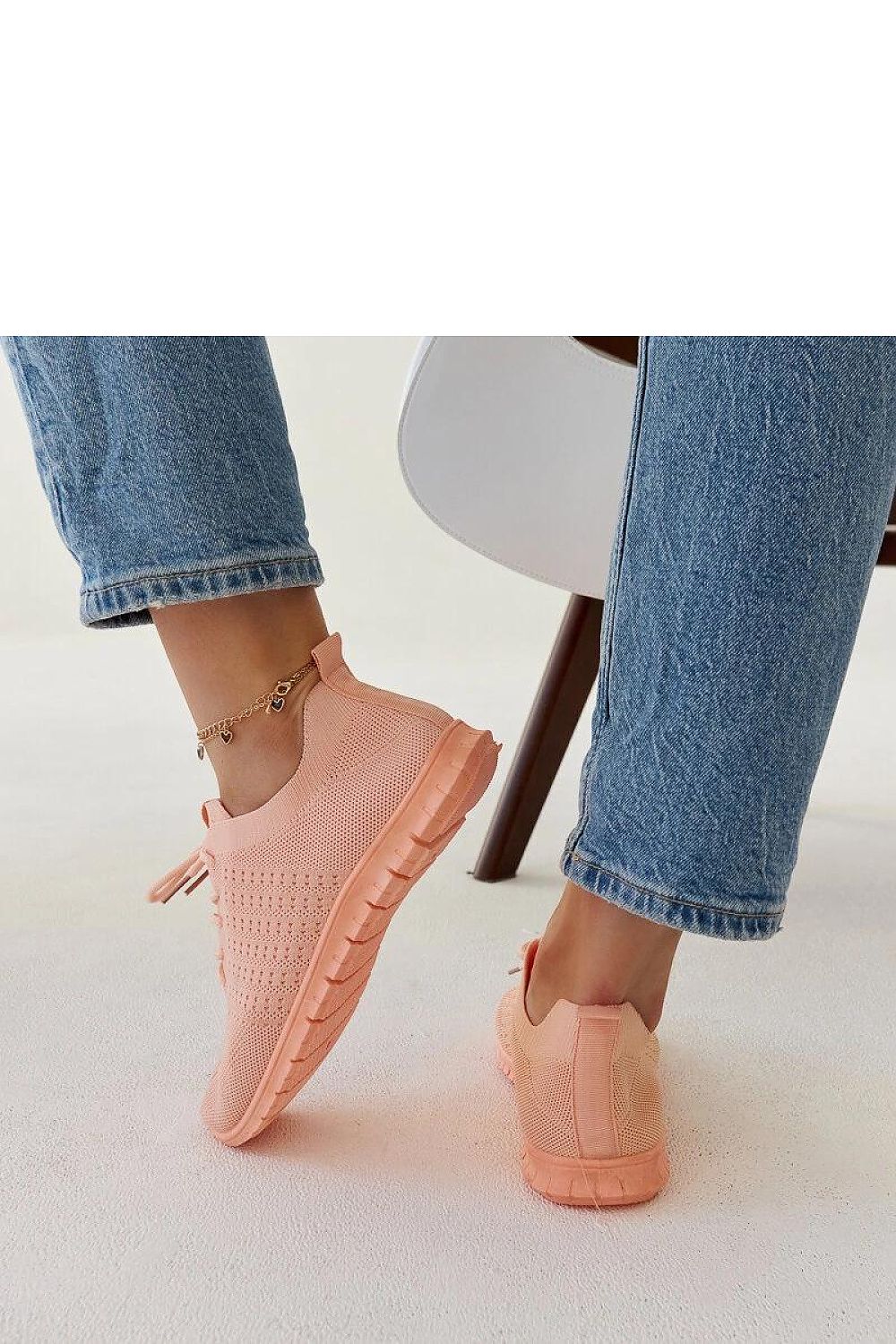 Fashionable Solea Mairago pink sneakers, designed for comfort and style, suitable for everyday elegance in summer.