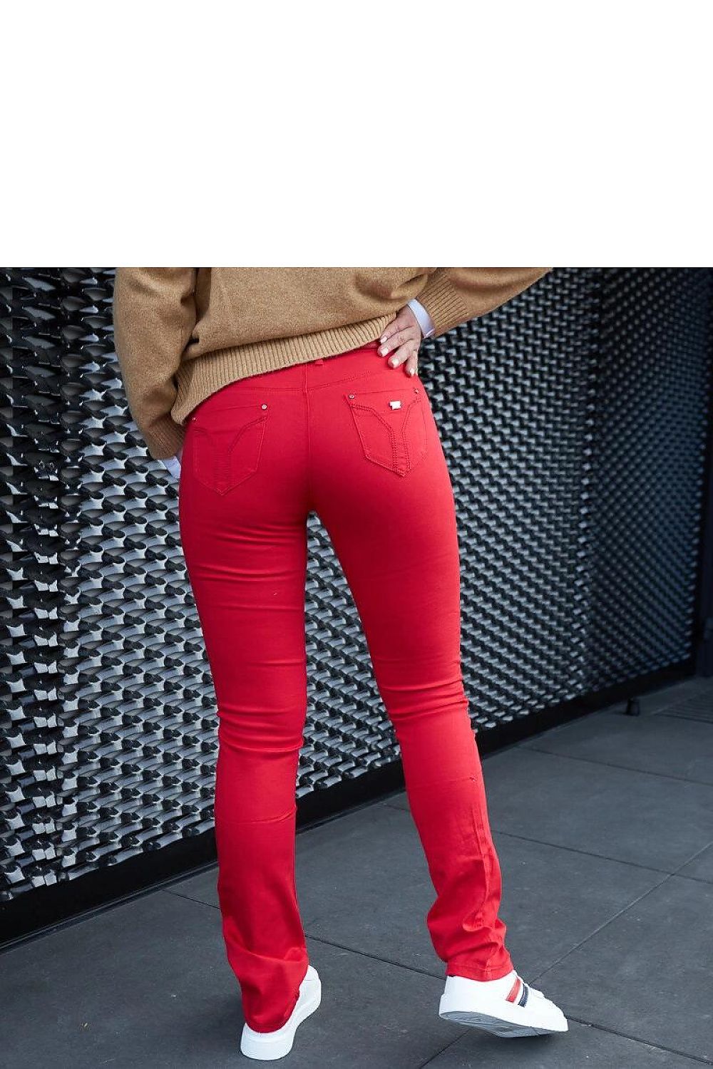 Stylish white leather lace-up sneakers from Solea, Camilla model, perfect footwear choice for summer fashion.