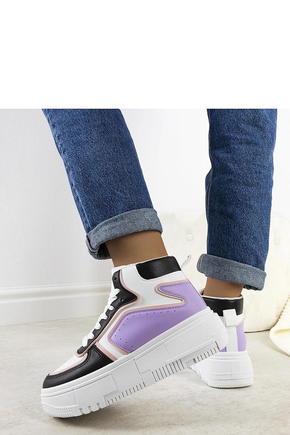 Elegant black-purple ankle sneakers for women by Solea, showcasing a luxurious design suitable for summer wear, featuring a lace-up closure and stylish white rubber sole.