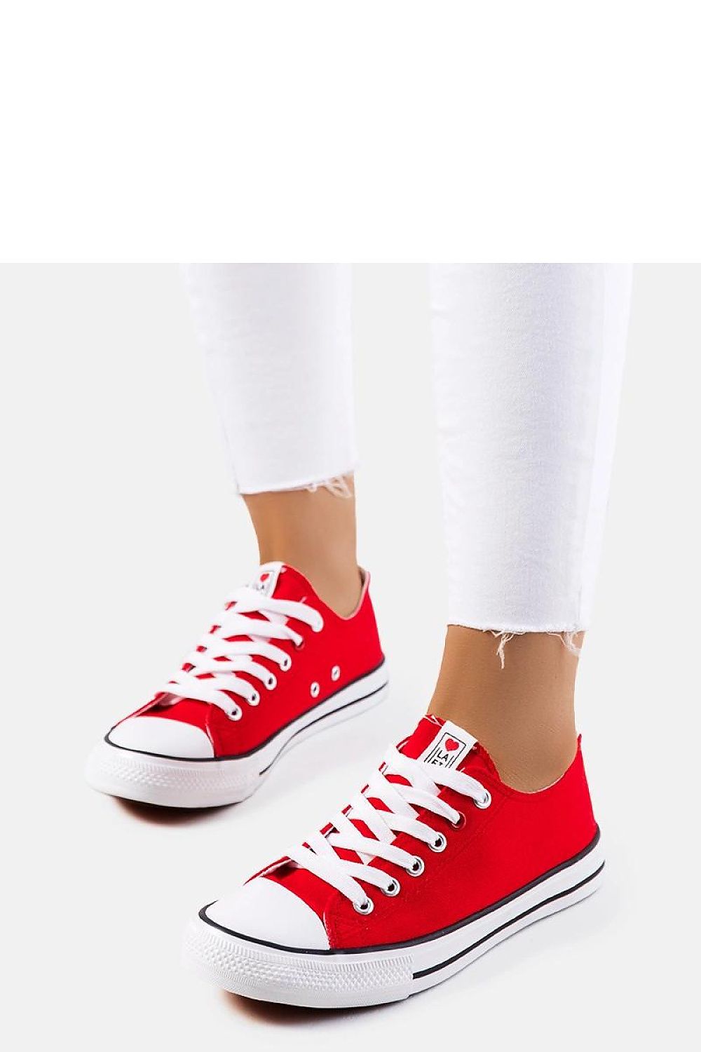 Luxury red women's sneakers Kolind by Solea featuring a classic lace-up design, perfect for summer comfort. Available in EU sizes 36 to 41.