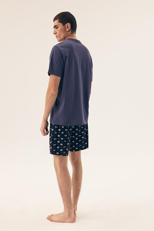 Luxury Henderson Men's Cotton Pyjamas Set featuring soft, breathable fabric, ideal for comfort during sleep. Available in sizes M to XXL.