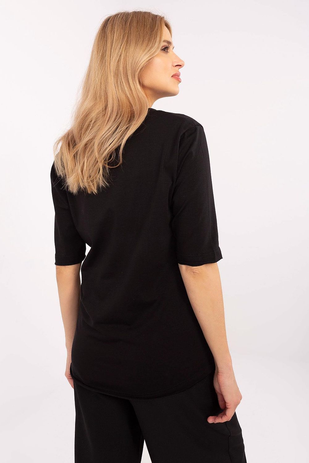 Chic Animal Print Blouse for women designed by Factory Price, showcasing luxurious fabric blend for comfort and a trendy look, ideal for pairing with jeans or skirts.