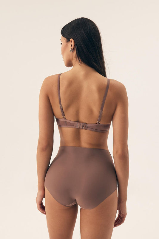 Luxurious Henderson Push-Up Bra designed for small to medium busts, showcasing excellent lift and support in EU sizes 70B-80C.