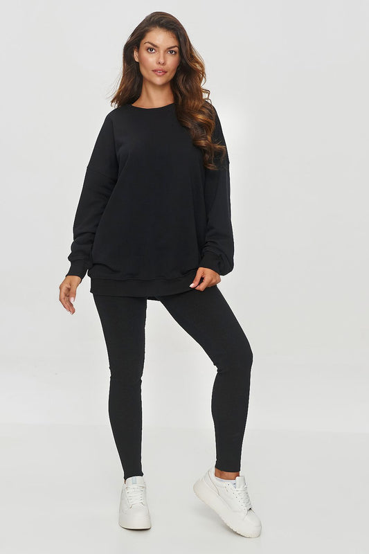 Luxurious black leggings by Makadamia, featuring a high waist and ankle length, crafted for ultimate comfort and style
