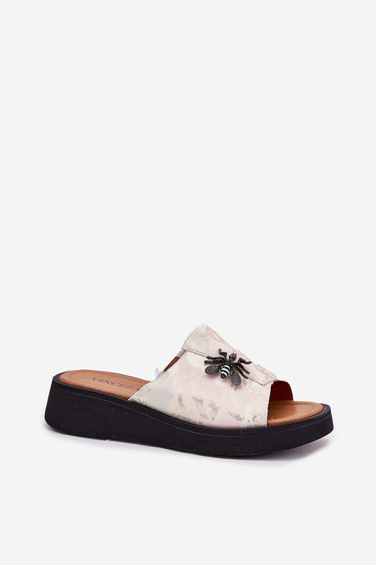 Comfortable Vinceza Women's Natural Leather Wedge Sandals featuring a stylish decorative brooch, designed for sophisticated summer outings.