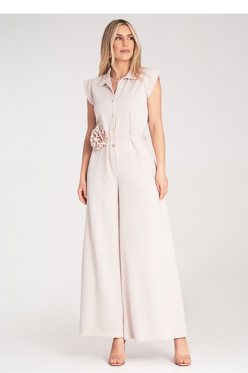 Luxury collar jumpsuit by Figl, featuring a stylish belt with decorative flower detail, designed for a chic and sophisticated look in size EU S/M | US S/M.