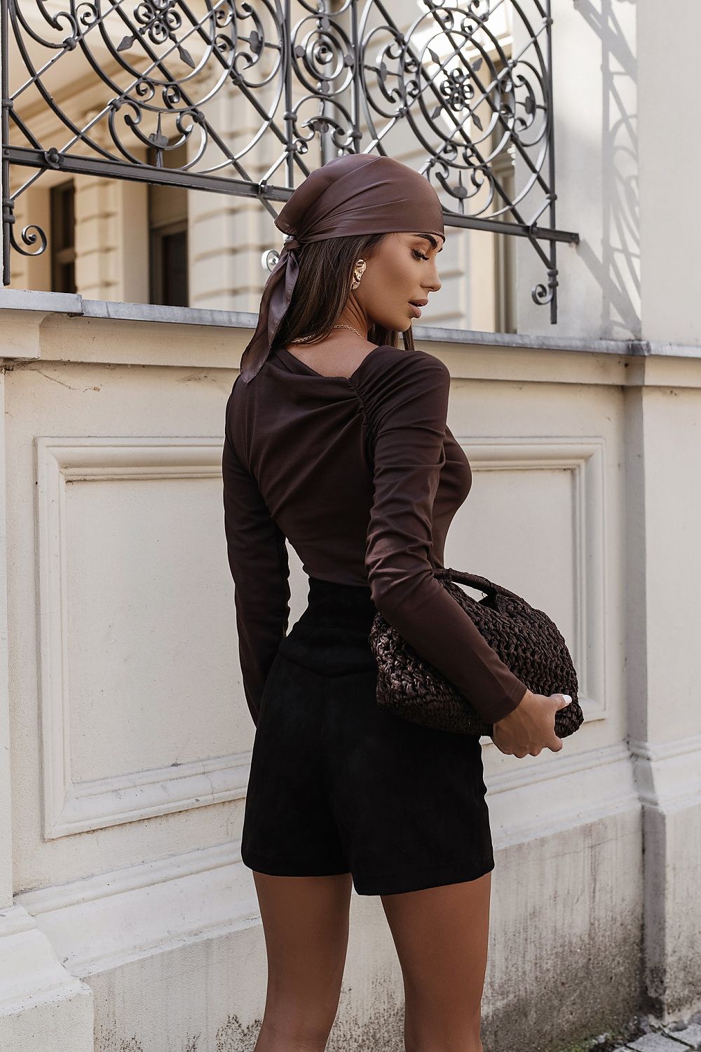 Fashion-forward burgundy CALLY shorts for women by LaBalancia, featuring a sleek design that adapts to body movements.