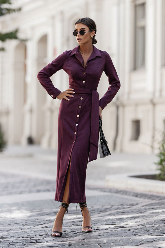 Close-up of ILYA Burgundy Daydress by LaBalancia, highlighting luxurious texture made of 95% viscose and 5% elastane for ultimate comfort.