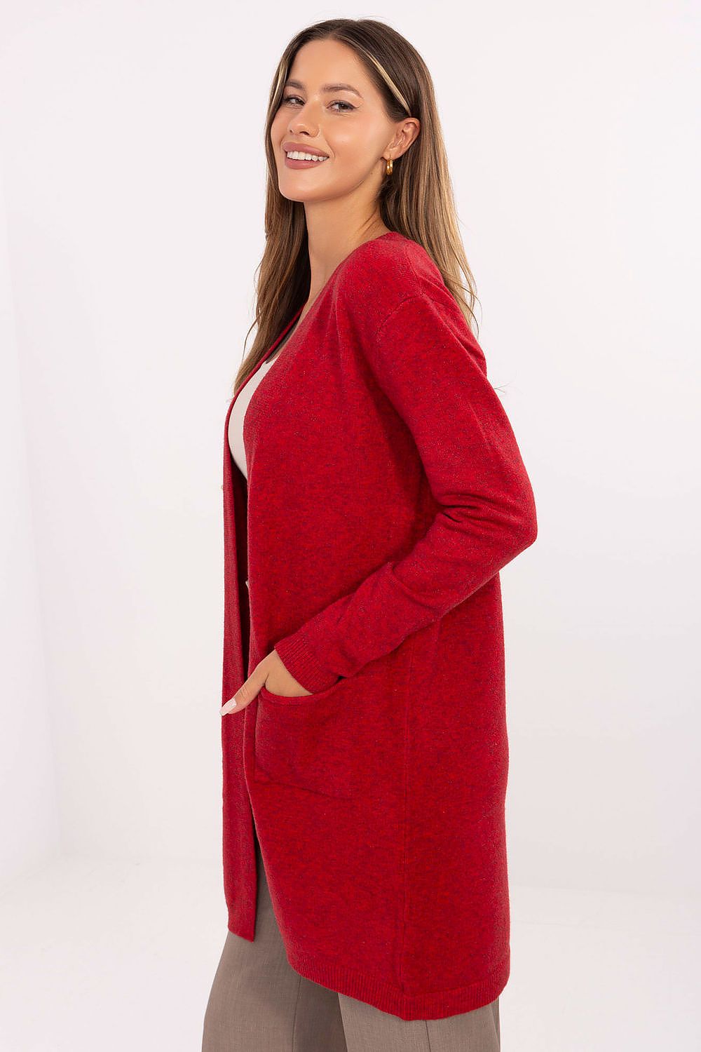 Elegant cardigan available in EU S/M and L/XL sizes, featuring a smooth design and comfortable fit by Factory Price, ideal for both work and casual outings.