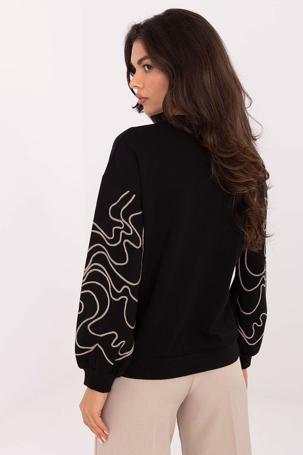 Luxury Women's Cotton-Blend Sweatshirt by Relevance featuring elegant embroidery, perfect for casual fashion with a timeless style. Available in EU size 0.