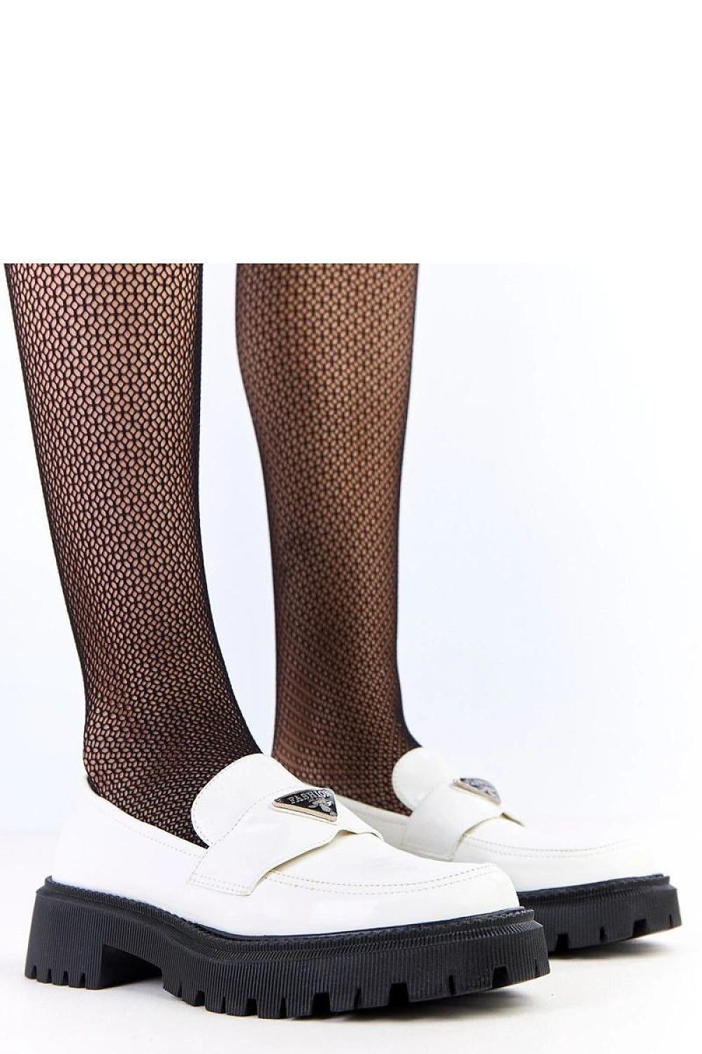 Sophisticated and comfortable eco-friendly leather loafers for women by Solea, showcasing a refined metal detail, ideal for both casual and elegant looks, available in EU sizes 36-41.