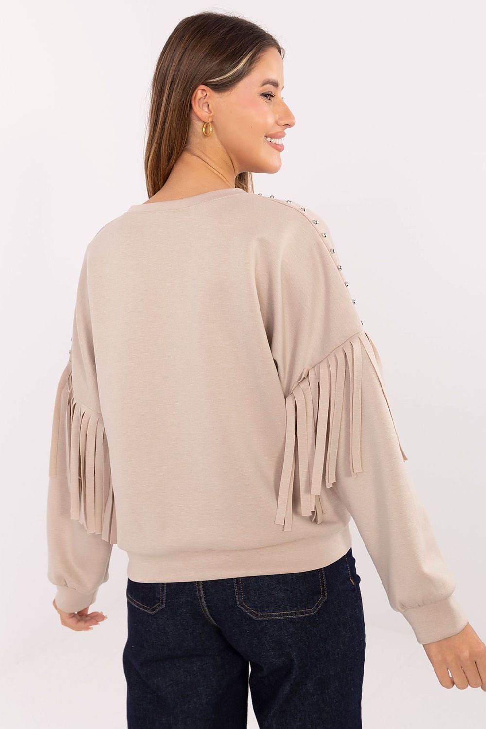 Luxurious women's sweatshirt by Rue Paris, featuring a soft blend of viscose and polyester, embellished with studs and fringes for a unique and fashionable look.