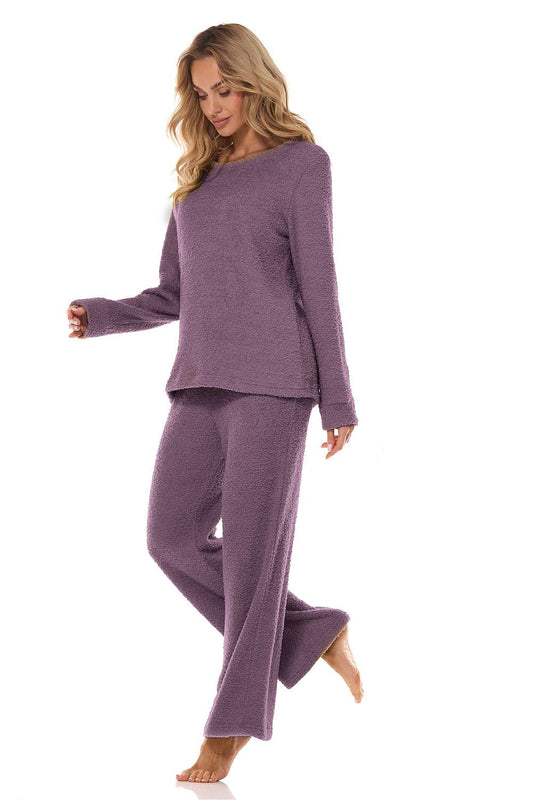 Elegant long pants from the L&L Collection, made of 100% polyester, designed for ultimate comfort and chic style for women's homewear.