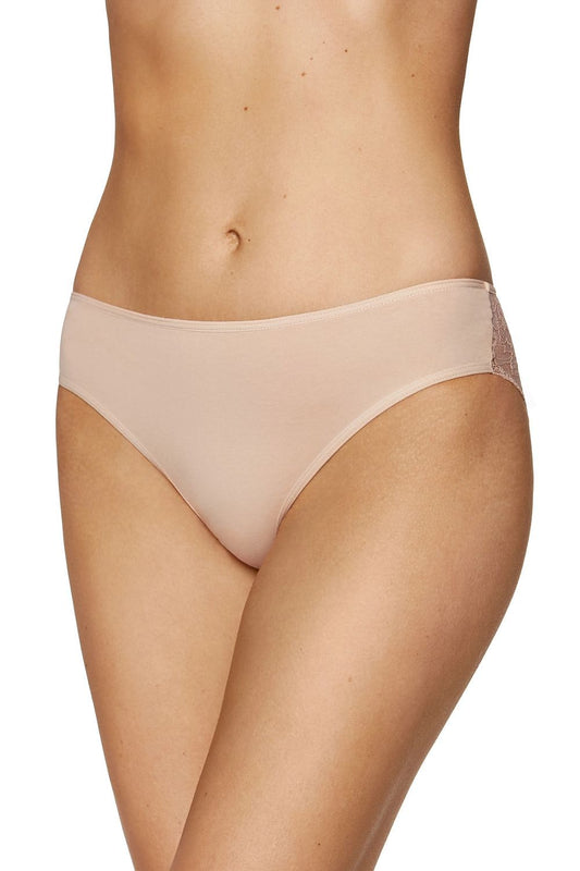 High-quality Gorteks Cotton Panties with lace back, exemplifying sophistication and comfort, perfect for everyday luxury wear in a pack of three.
