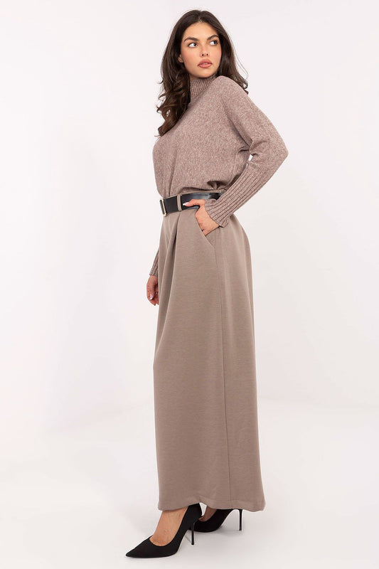 Elegant palazzo pants with wide legs, designed by Italy Moda, showcasing comfort and sophistication for the modern woman.