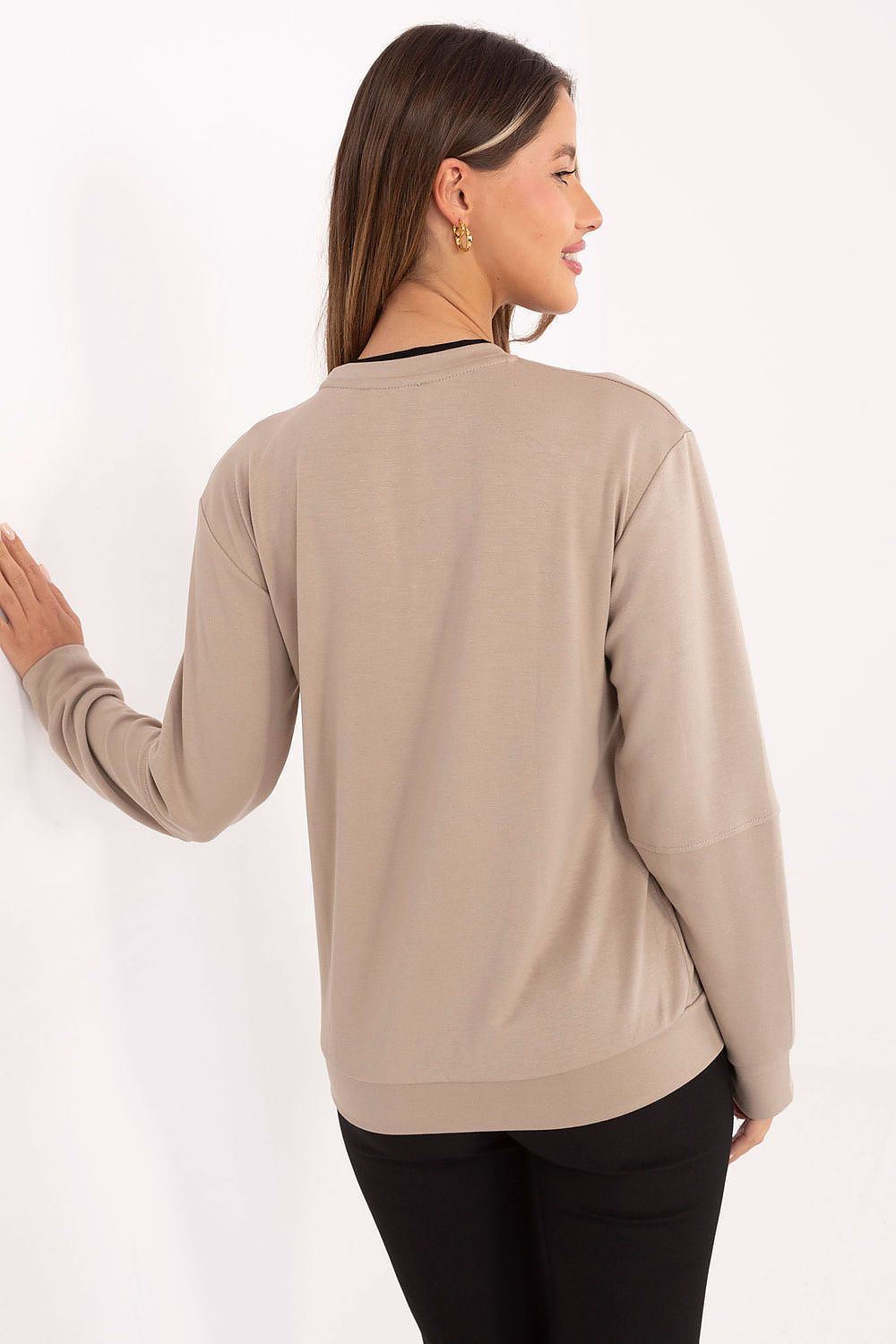 Stylish women's longsleeve blouse by Relevance in EU size 0, crafted from a luxurious blend of viscose, elastane, and polyester.