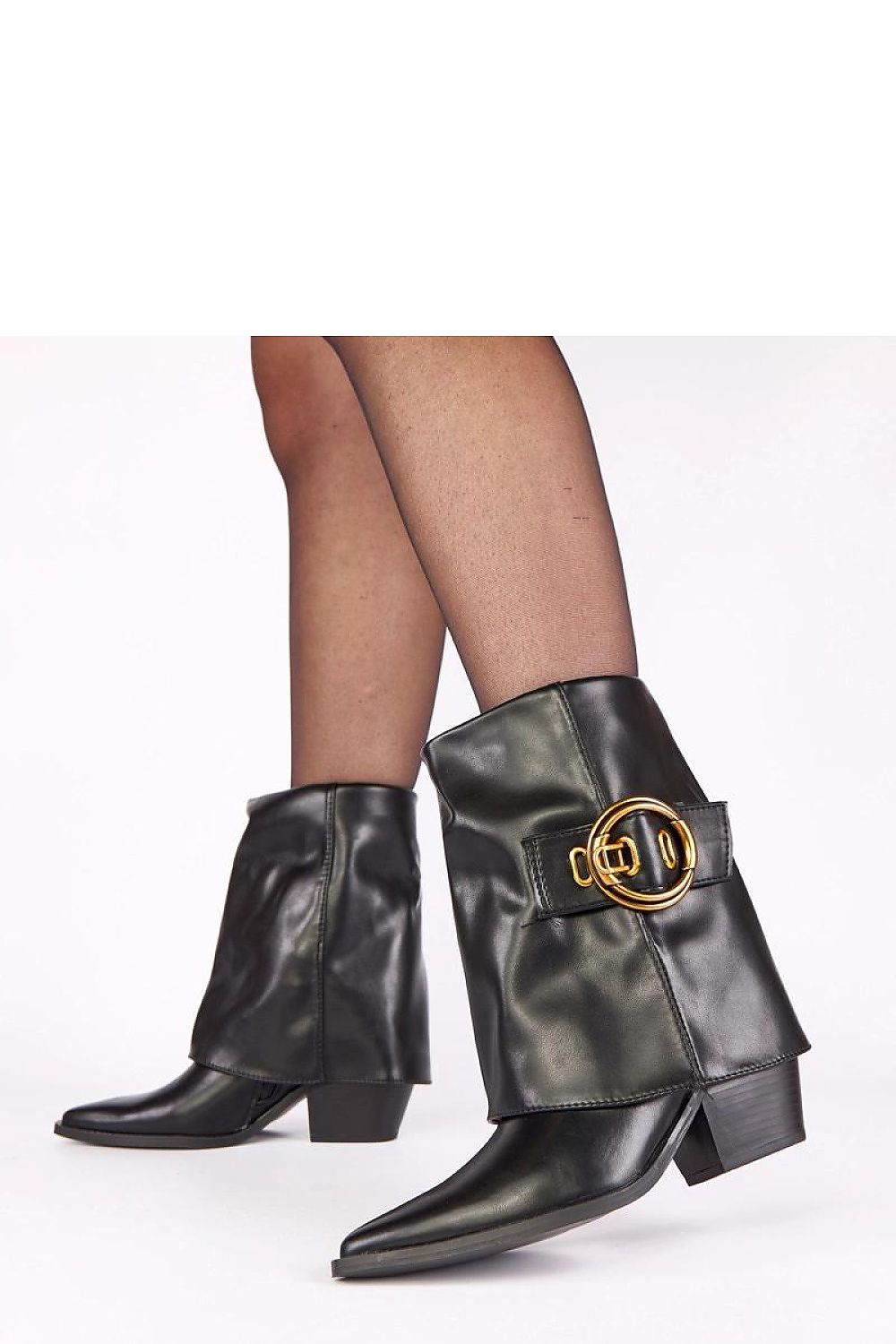 Elegant Solea Stylish Ankle Boots in premium synthetic leather with a 7 cm block heel and pointed toe, designed for sophisticated women looking for comfort and style.