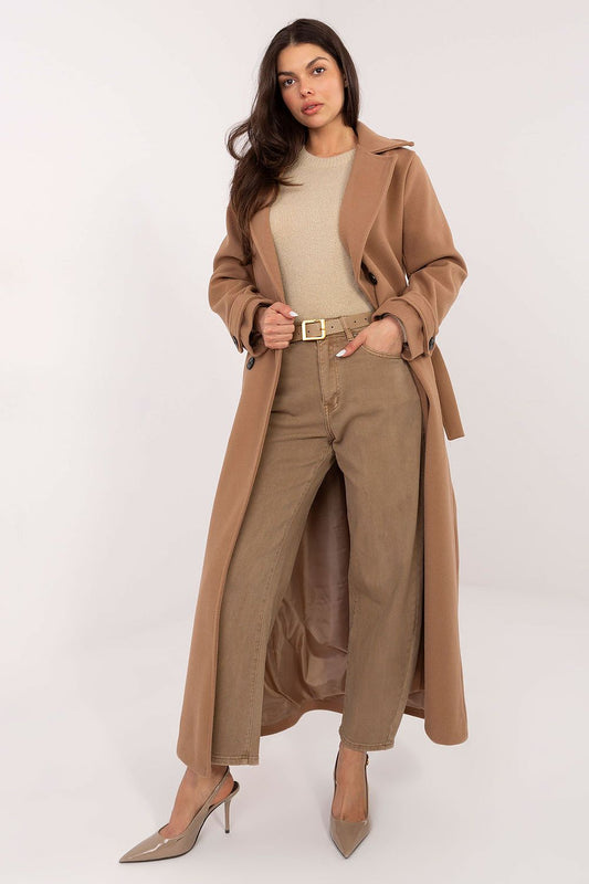 Sophisticated women's denim trousers by Factory Price, showcasing a modern balloon fit design with a high waist and practical pockets for everyday elegance.