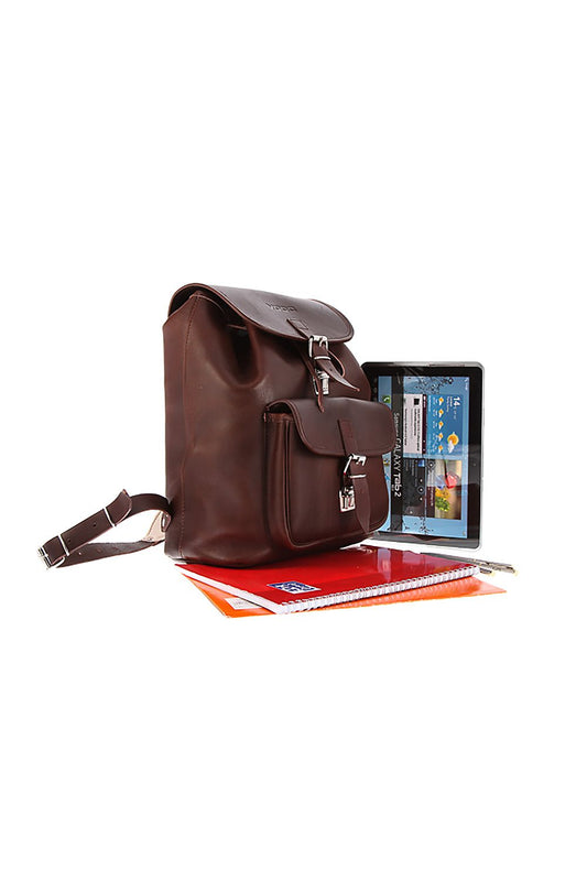 Sophisticated VOOC Vintage P38 large leather rucksack backpack in rich brown, designed for comfort with padded straps and spacious compartment for A4 items, handcrafted by Verosoft.