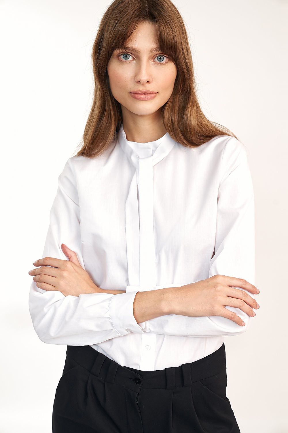 Elegant Long Sleeve Cotton-Blend Shirt by Nife, worn by a model with long brown hair, featuring a sophisticated design perfect for stylish and comfortable office wear.